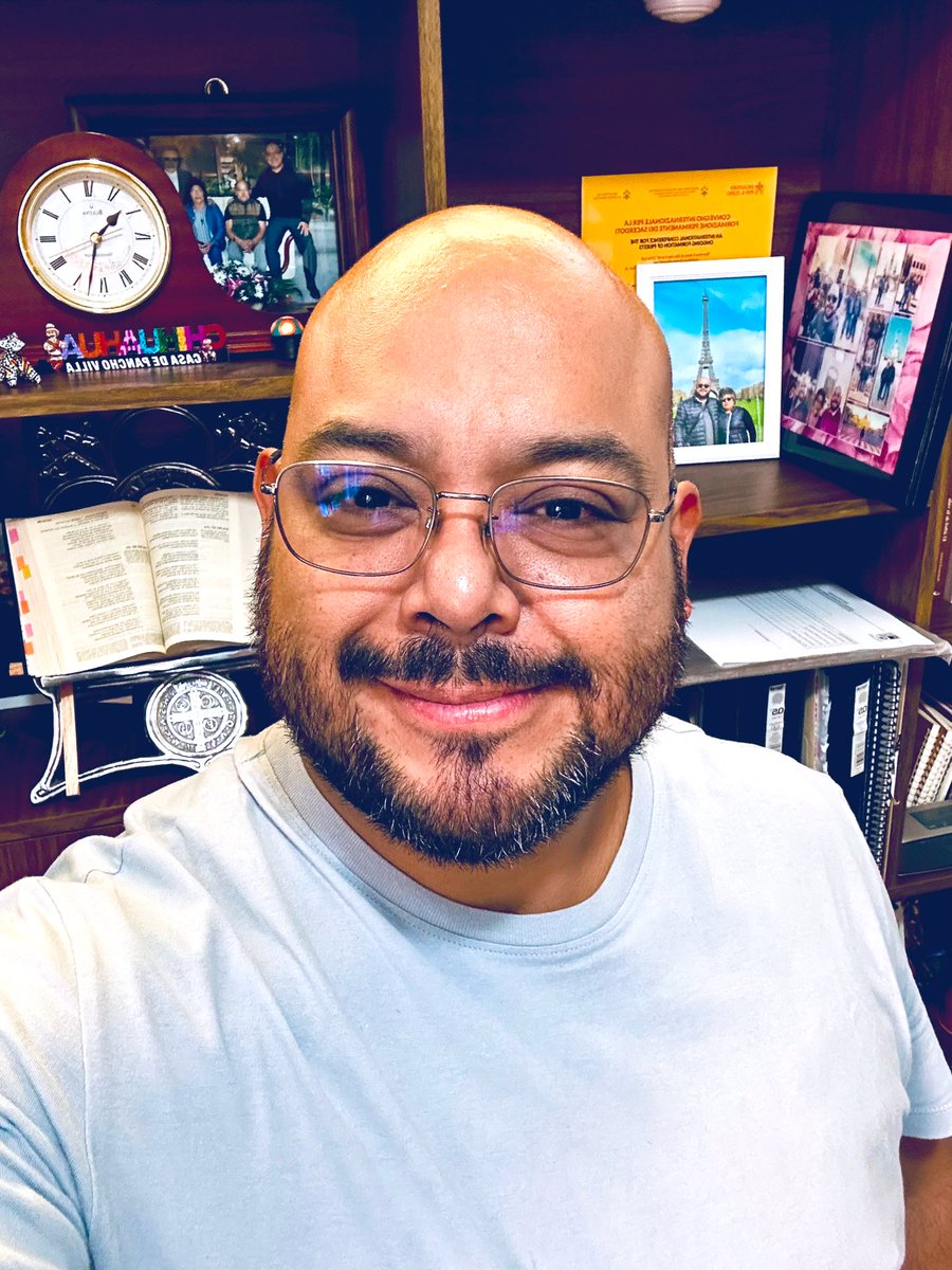 ivan_moreno026's tweet photo. Oficialmente ¡40 años! 🎁🎊
De aquí en adelante ¡hasta reventar!
🫀🔜🧨🤘🏽🌍
Cuchillo entre los dientes…
🪓💯💥☠️👊🏽 https://t.co/SHHpQqwBQl