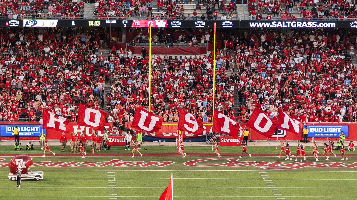 UHCougars's tweet image. WHOSE HOUSE⁉️