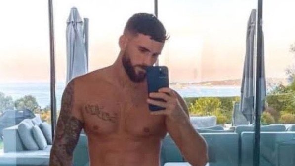 Porn star Go tweet media