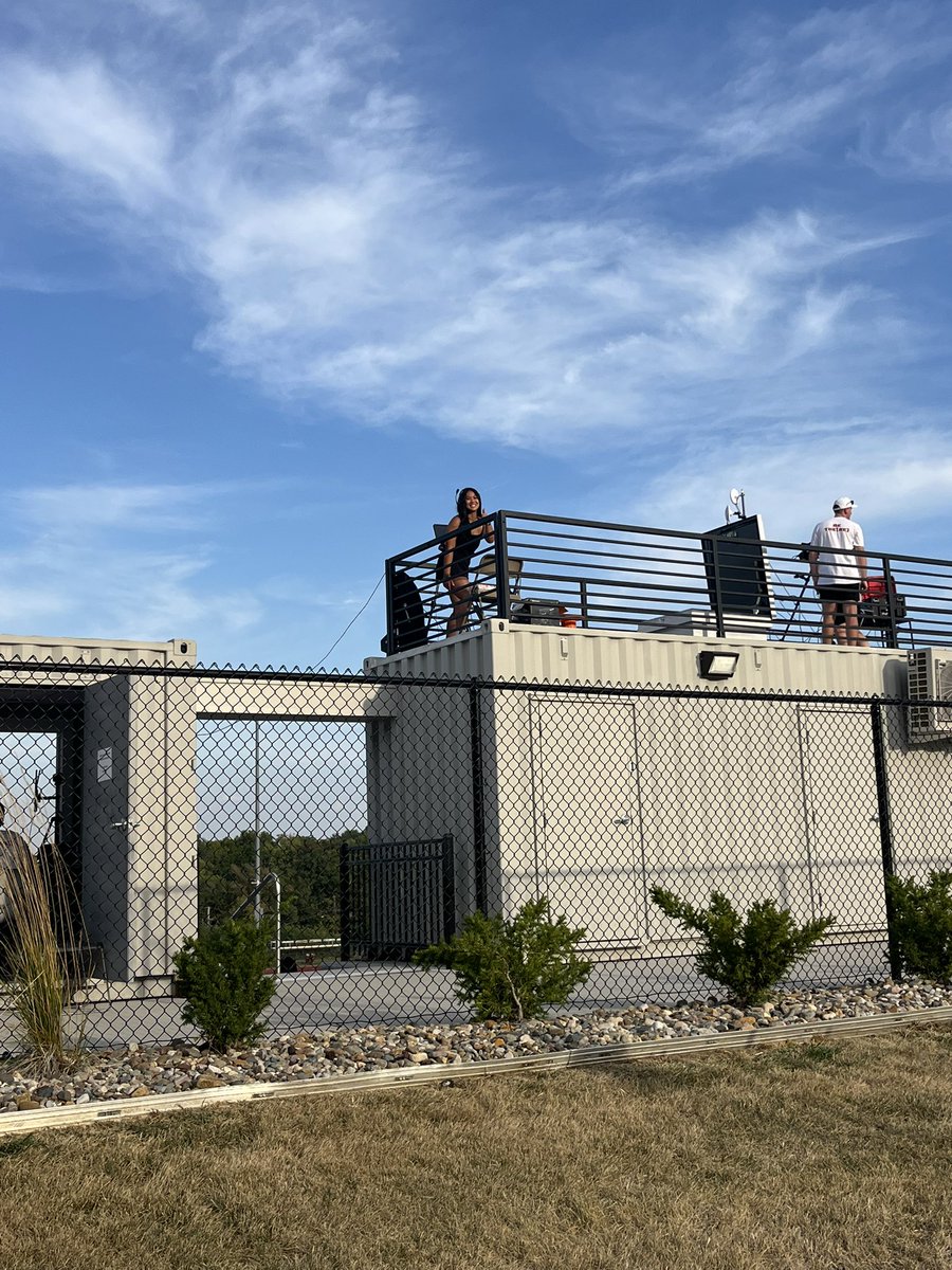 Emma Ryan tweet media