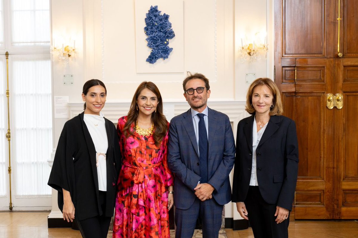 In Washington, we celebrated this week the opening of Creative Journeys / Travesías Creativas, organized with <a href="/AgendaCAF/">CAF</a> <a href="/MeridianIntl/">Meridian International Center</a> and #Pinta. Thanks to <a href="/aleclarosborda/">Alejandra Claros</a> for inspiring and leading this project.

An inspiring space where culture meets development, showcasing