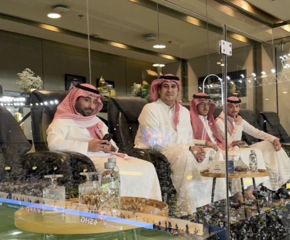 أجمل ما في المباراة.
حضور “واحد “يساوي ملايين
نور المكان 
#النصر_الخلود