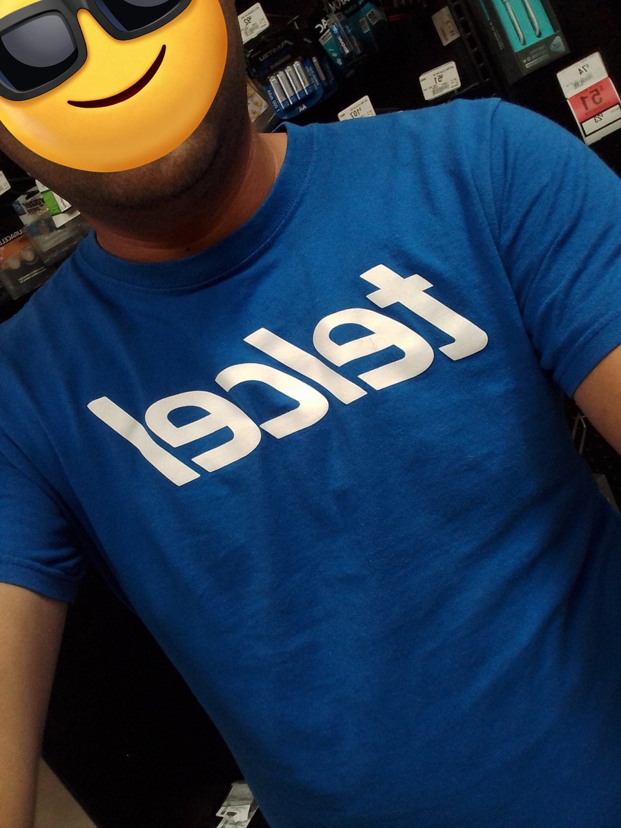 ESwinger050720's tweet photo. Nos vemos hoy en walmart de la 11,quien andará por acá para que me salude...🔥🍍 https://t.co/htfw0wWfXl