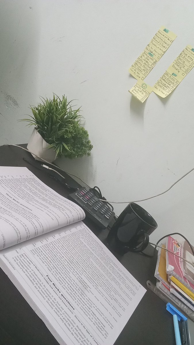 kingkishore1075's tweet photo. No coding, no math-y AI stuff rn 🚫🤖✖️
Just tryna keep my head in the books &amp; focus on these midterms 📚😮‍💨
#StudentLife #Midterms #FocusMode https://t.co/6df3hOEoTo