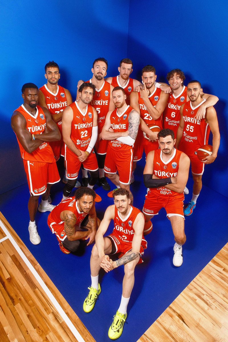 🇹🇷 Canınız sağolsun çocuklar!

FIBA 2025 Avrupa Şampiyonası Finaline namağlup gelerek göğsümüzü kabartan gösterdikleri mücadeleyle bizleri gururlandıran A Milli Basketbol Takımımıza yürekten TEŞEKKÜRLER!

#ultrAslan