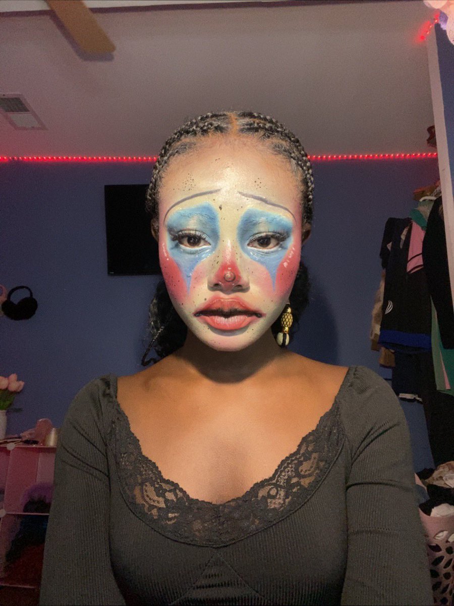 just clownin around! 🤡♥️