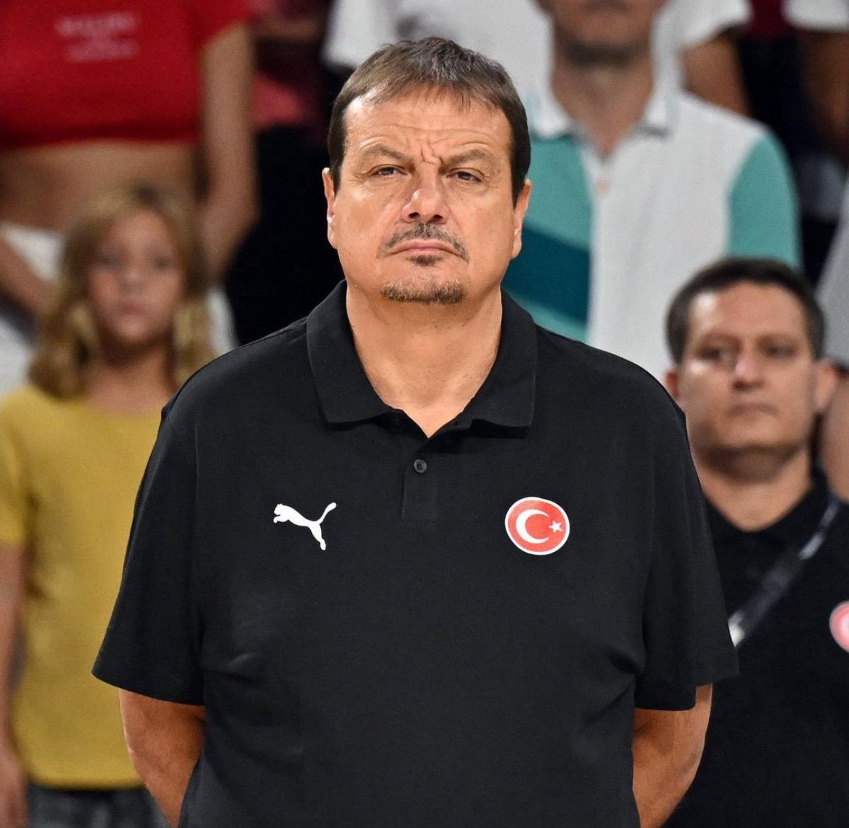 Canınız sağ olsun 12 dev adam, turnuva başında finali hayal bile edemiyorduk.2. Olduk..Teşekkürler 12 dev adam teşekkürler Avrupa’nın en iyi koçu Ergin ATAman.. #milliheyecan