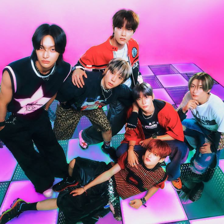 RIIZE, gelecek yıl 21-23 Şubat tarihleri ​​arasında Tokyo Dome’da 3 günlük özel bir konser düzenleyecek. 

RIIZE, Tokyo Dome’da konser düzenleyen en hızlı Kpop grubu ve 5. jenerasyondaki ilk grup oldu.

#RIIZE