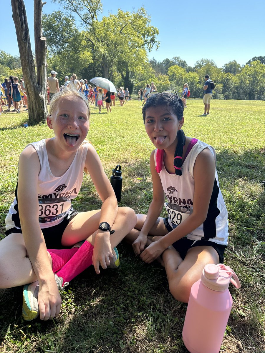 Rachel Dyer and Dannette Castillo with a personal best at the Siegel Invitational! Good job, girls! 
#crosscountry #PantherPride