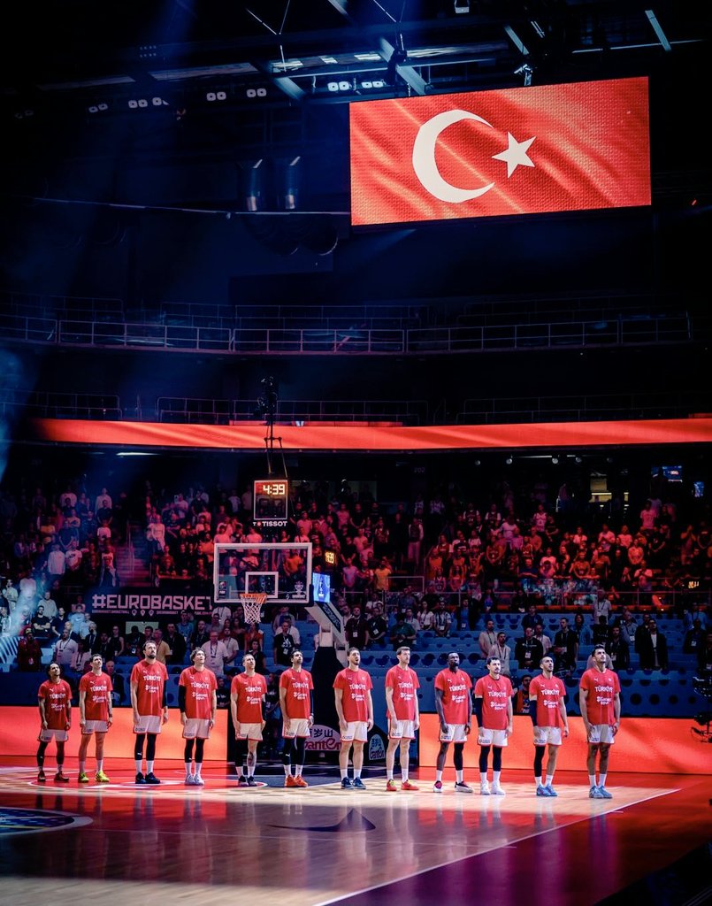 Teşekkürler 12 Dev Adam 🇹🇷 Daha iyisi gelecek, en iyisi mutlaka olacak!