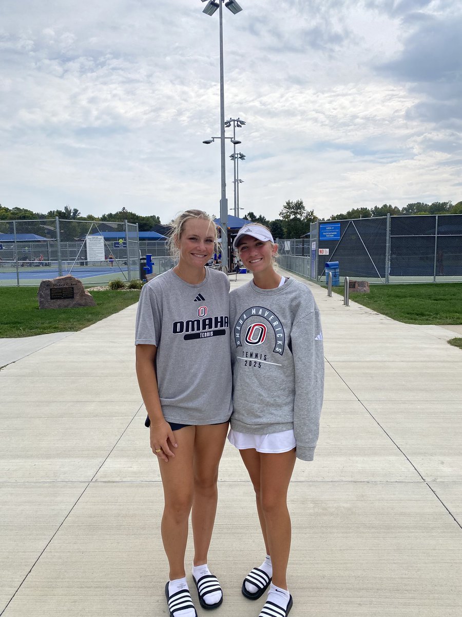 Flight championships for Nina and Grace! 

#GoMavs