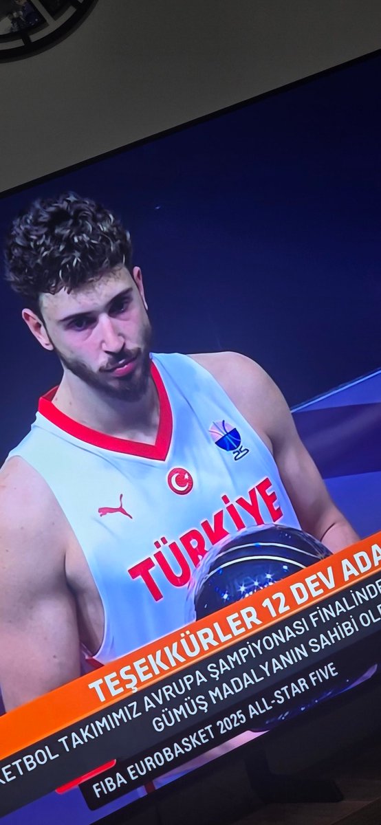 Gururla izledim..
Mücadelen için sonsuz teşekkürler..
#AlperenŞengün 
#12DevAdam 
🇹🇷