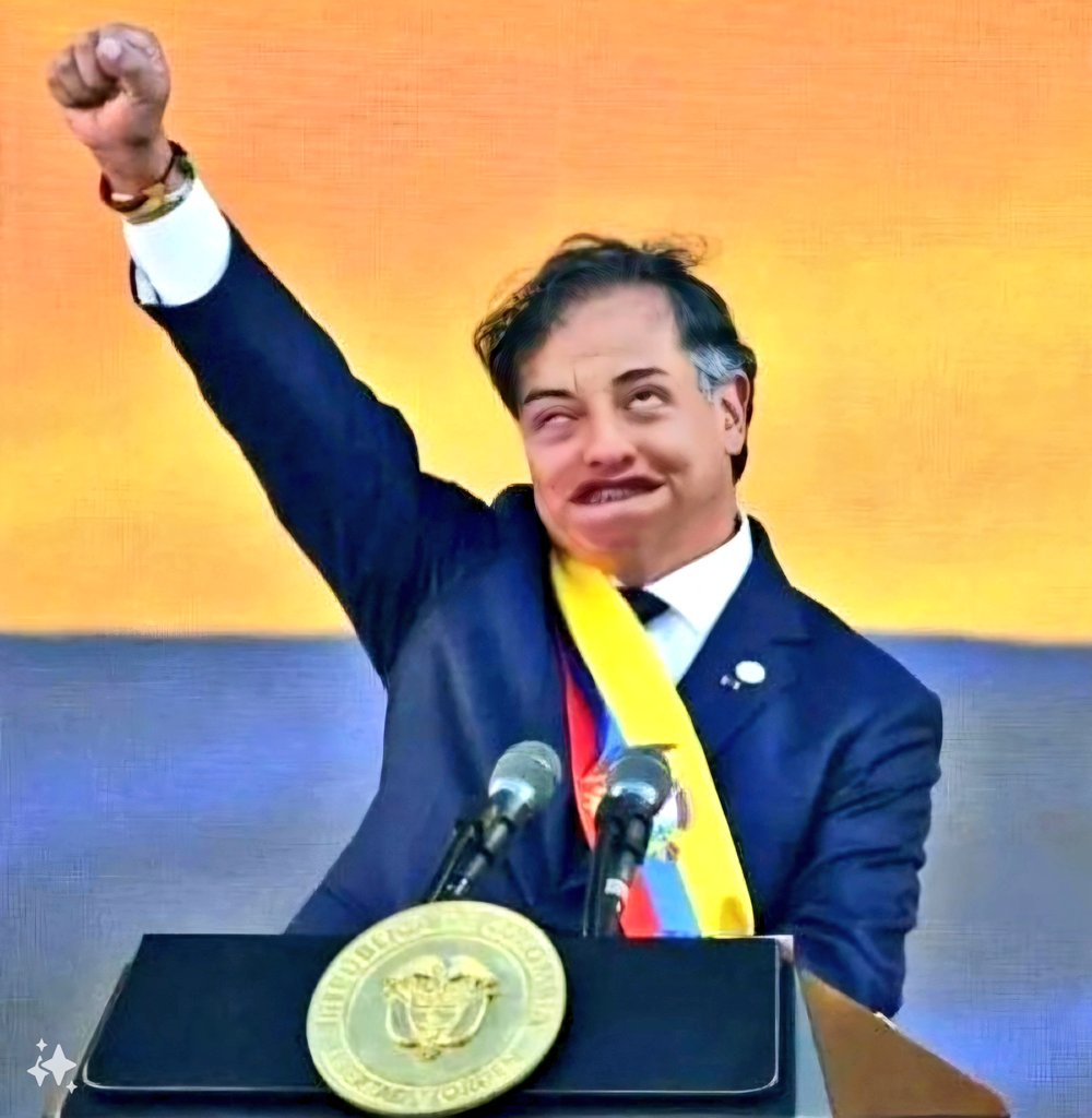 simon2672's tweet photo. @BioSaura @petrogustavo Que viva nuestro liderrrrr intergaláctico.... https://t.co/ifGb1Hljsg
