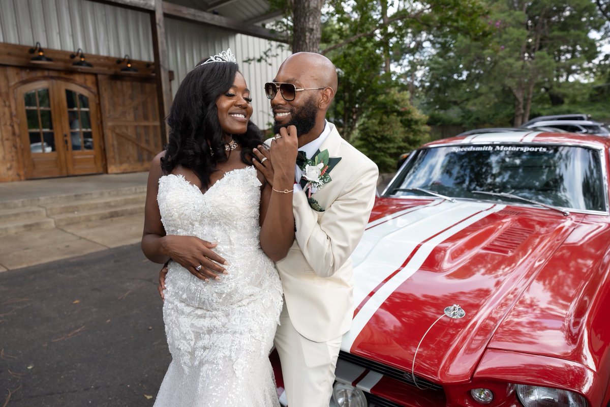 ItsFlyingJ's tweet image. Tied the knot with the love of my life this weekend! God has been good to me!