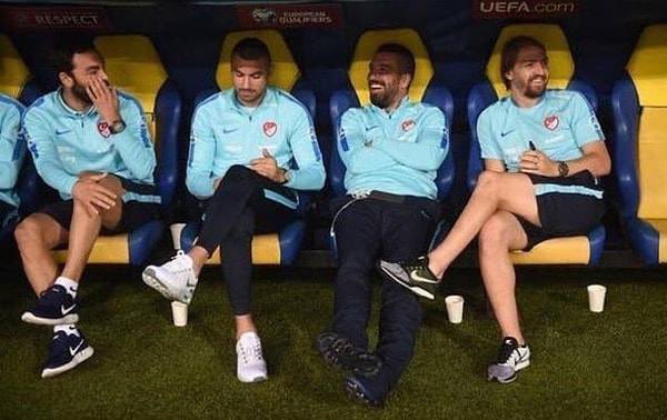 sizden ötesi hikaye aq