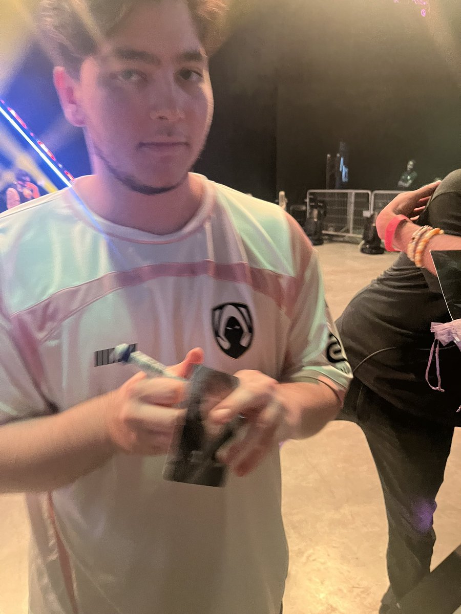 riens did NOT fuck with me bru 🙅🏽‍♀️🙅🏽‍♀️