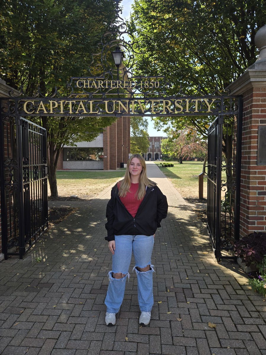 rileyspence2026's tweet image. My unofficial visit to Capital University was fantastic, thank you so much for having me!! Thank you Coach Kirk, Coach Bayli, Coach Molly, and the Capital softball team I felt so welcomed, I really enjoyed my weekend in Bexley, and Columbus!! @annakirk47 @BayliDennison9…