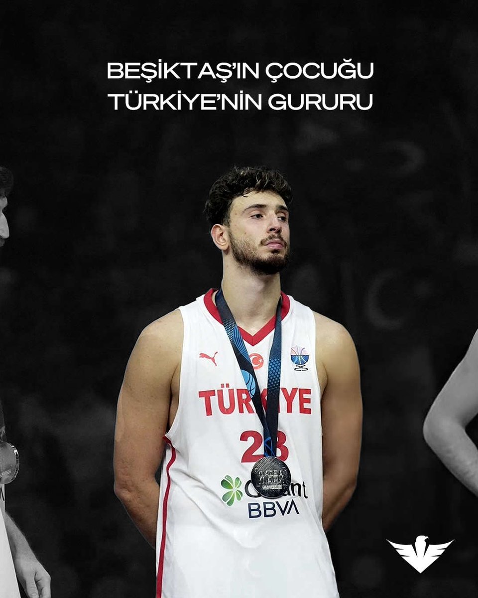 Seninle gurur duyuyoruz.

<a href="/alperennsengun/">Alperen</a> 🇹🇷🦅