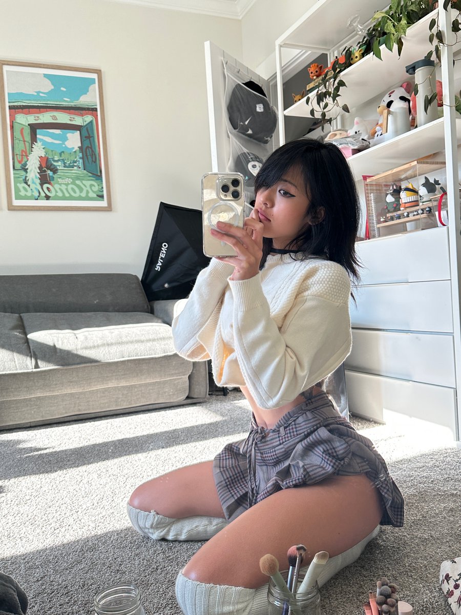 How do we feels about thighs?