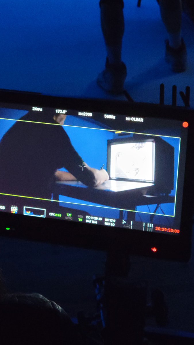 quantelpaintbox's tweet image. Demonstrating how Richard Bernstein worked on the Quantel Paintbox in 1986 for an upcoming documentary, directed Maria Soccor
#Quantel #quantelpaintbox #richardbernstein #mariasoccor