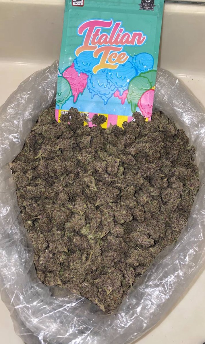 Yls_Pag's tweet image. Italian ice 

  Have you ever tried this