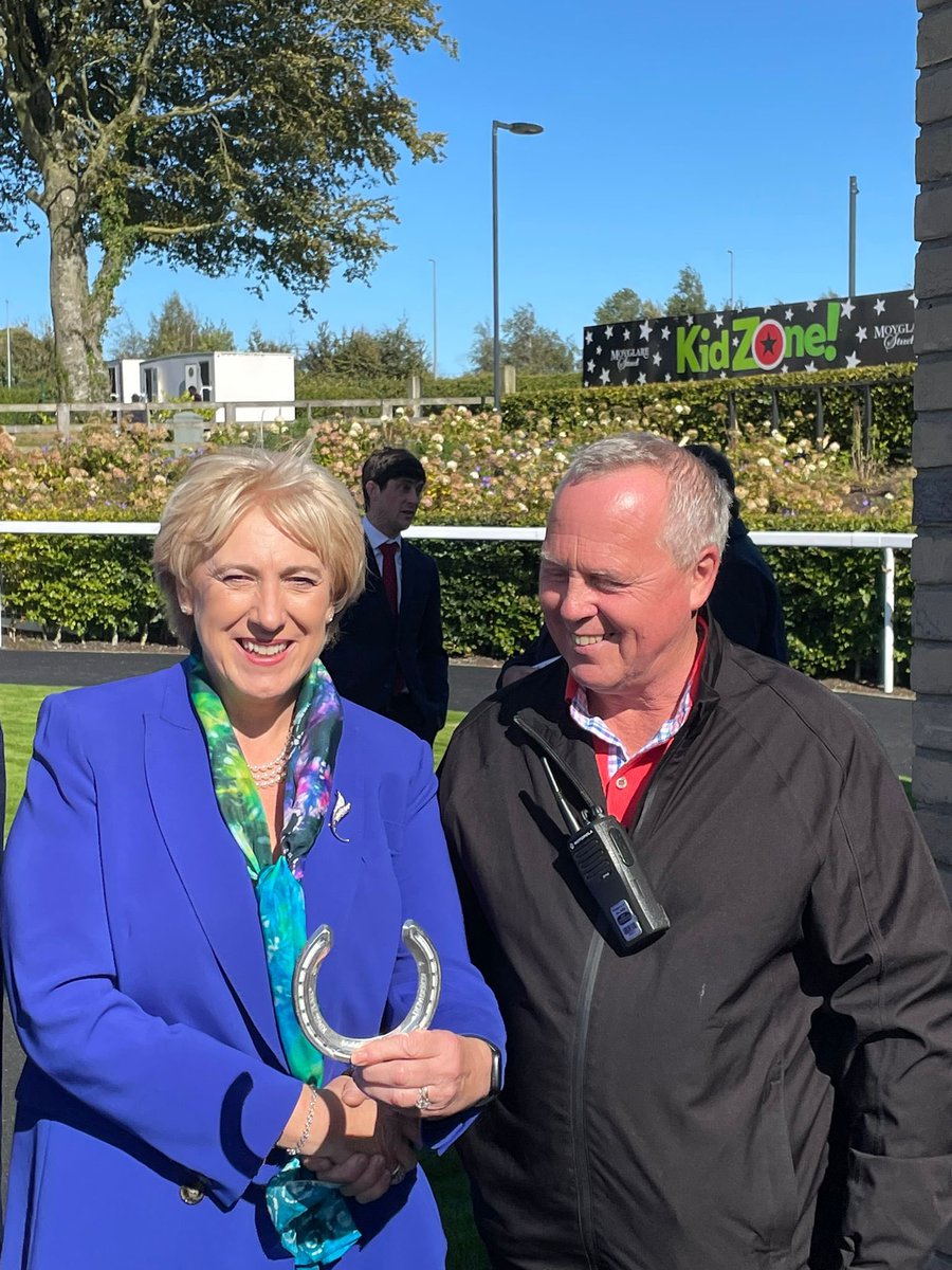 Great afternoon at the Curragh today. It was lovely to see such a huge crowd and to meet so many people. Thank you to the farriers for my lucky horseshoe!