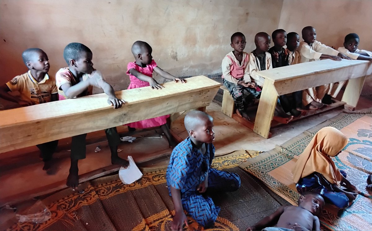 siraj_ugwu's tweet image. Today’s  date is  Sunday 21st  Rabi’ul Awwal 1447H /14th September 2025. 
Ma shaa Allah!  Alhamdulillahi.  We are back in the  classrooms . Our students are enjoying their new desks.  Jazzakumullahu khairan.