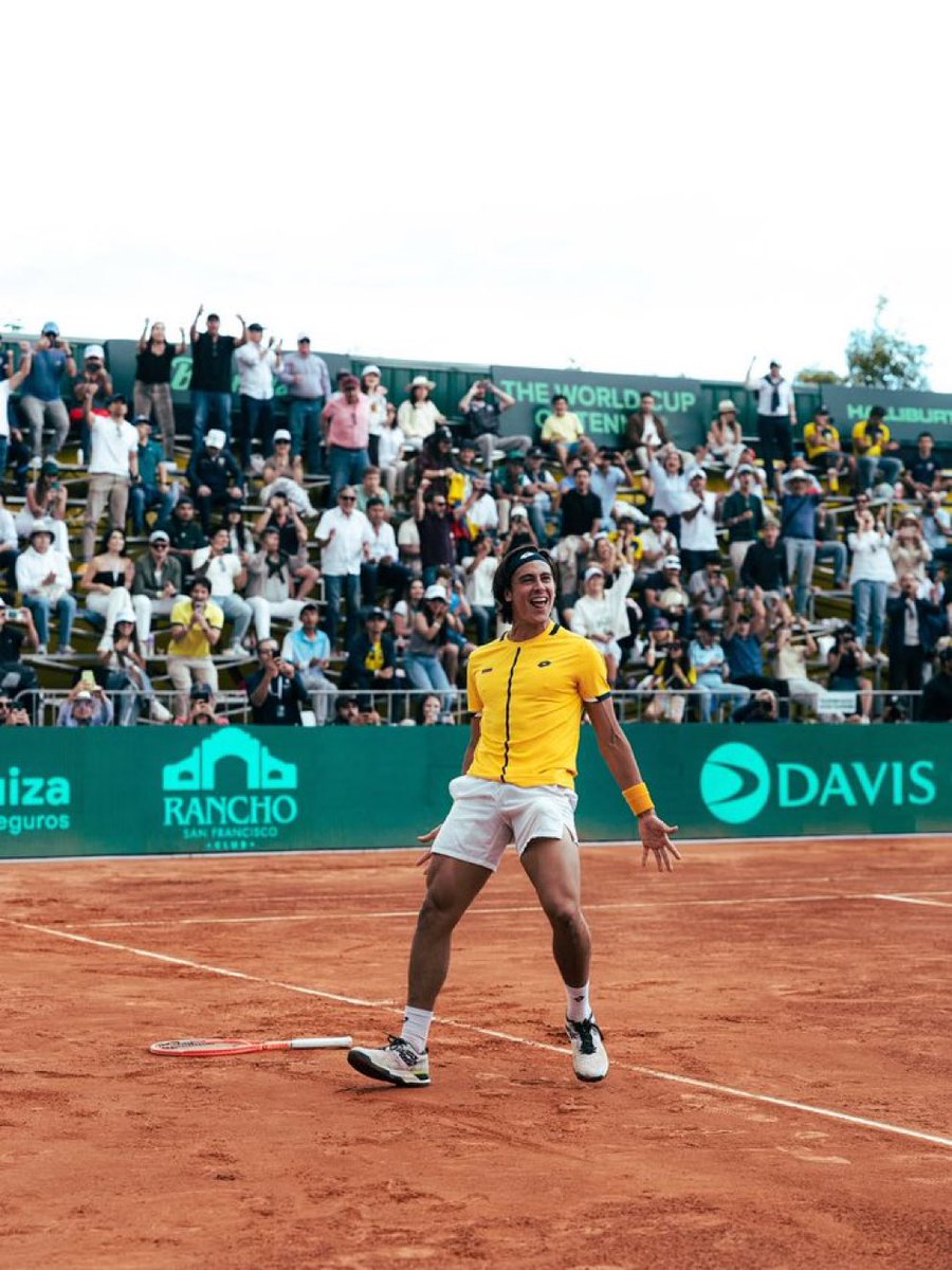solotenispicks's tweet image. MIRA EL AURA QUE TIENE ESTA FOTO DE ALVARITO GUILLÉN MEZA FESTEJANDO QUE ECUADOR🇪🇨 DOMO A BOSNIA EN COPA DAVIS ‼️