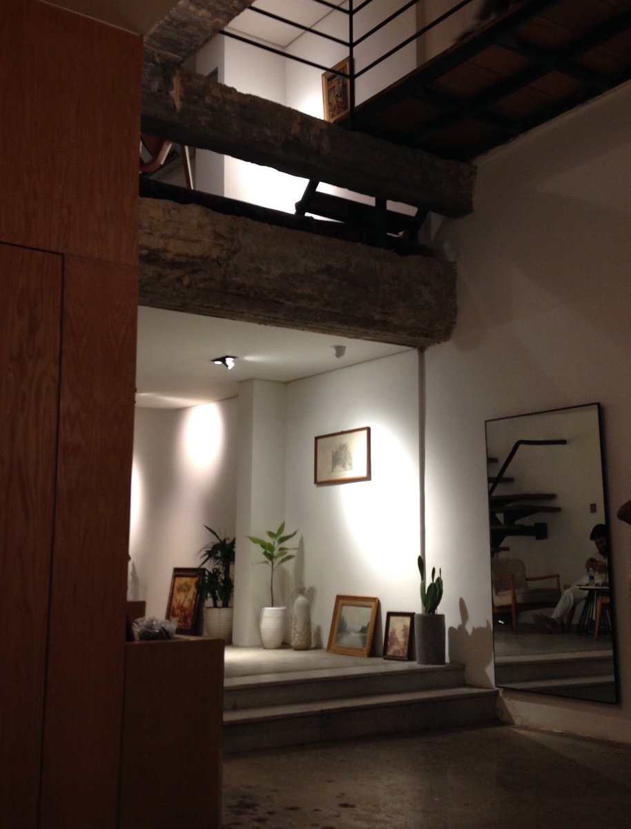 axiv47 tweet picture