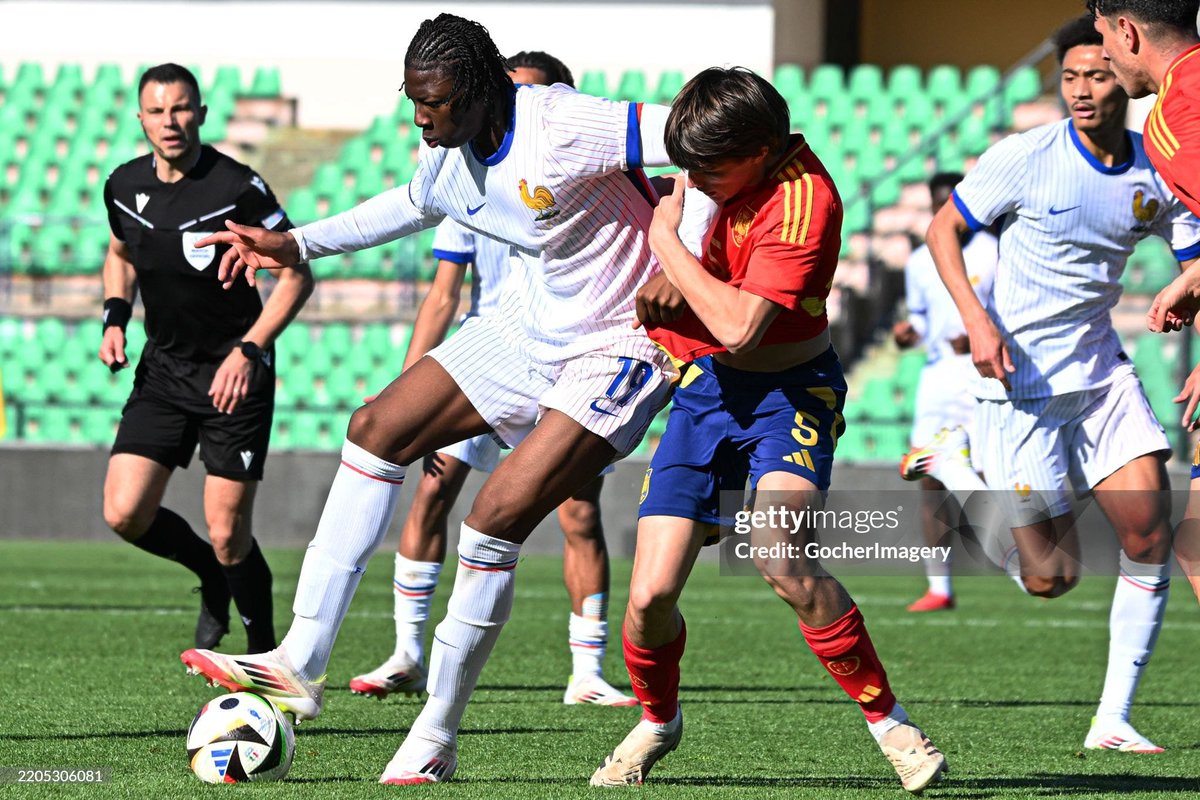 93RD MINUTE WINNER + 95TH MINUTE GOAL FOR MOHAMED KADER MEÏTÉ!!!

17 YEARS OLD, 6 FOOT 4. THIS IS HIS SEASON.

WHAT A TALENT.