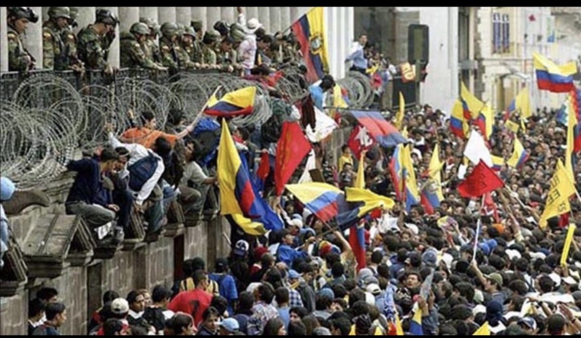 SamuelL55673893's tweet photo. Me huele a OCTUBRE ☺️ ✊🏽

Unidad, fortaleza del tejido organizativo y lucha

Daniel Noboa eliminó el subsidio y subió 1 dólar al galón del diésel solo por complacer al FMI

Hora de despertarse Ecuador 🚨✊🏽
#Hay que fortalecer la gran unidad de las izquierdas en Ecuador 🇪🇨. https://t.co/emrSkSIyrM