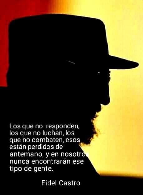 Nuestro pueblo siempre luchará incansablemente para defender sus ideas #100AñosConFidel #DeZurdaTeam