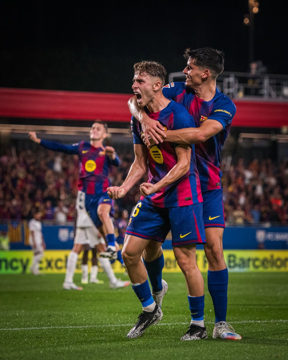 TouchlineX's tweet photo. FT: FC Barcelona 6-0 Valencia.

A TRUE FEAST OF A NIGHT HAS COME TO AN END, WHAT A PERFORMANCE AND WHAT A RESULT, A JOY FOR OUR EYES! ✨✨✨ https://t.co/USGXX7GVVl