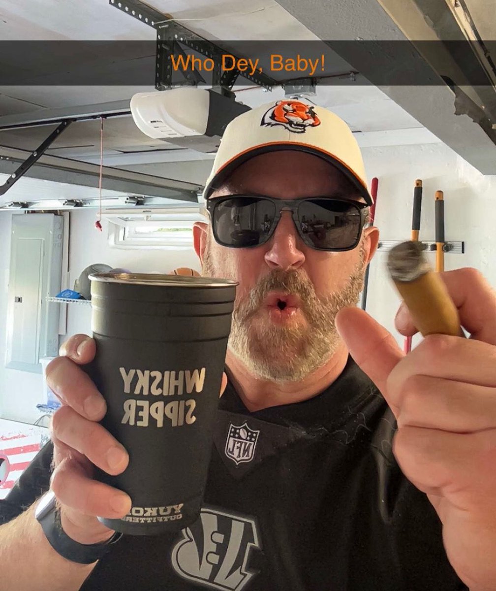 Victory Cigar! Since it was a nail biter, I threw in a TN Cocktail to boot! Burrow goes out with a toe injury, Jake Browning comes in cold and flat out balls! Plus, that’s why you pay Trey! Bengals now 2-0 &amp; alone at the top of AFC North! #WhoDey 🧡 🖤<a href="/B105country/">B-105 Cincinnati</a>  <a href="/BigDaveB105/">Big Dave</a>
