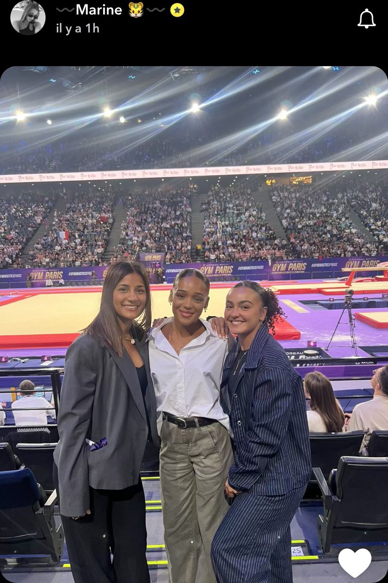 FX_choreo's tweet photo. Les revoir toutes les trois à Bercy avec le sourire ça fait plaisir 🫶🏻 https://t.co/swIK7kaVLi