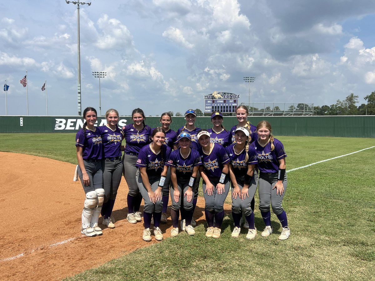 latbolts2027's tweet photo. Fall ball started today at @LSUEBengalsSB. We finished 2-1 and had a great first day on the field. Excited to keep building from here! We even got to see former Bolt and current Bengal, Mac Harris. Thank you Coach Collins and Coach Sierra for the invite.
#BoltsBoom #DoDamage #NextLevel #LevelUp