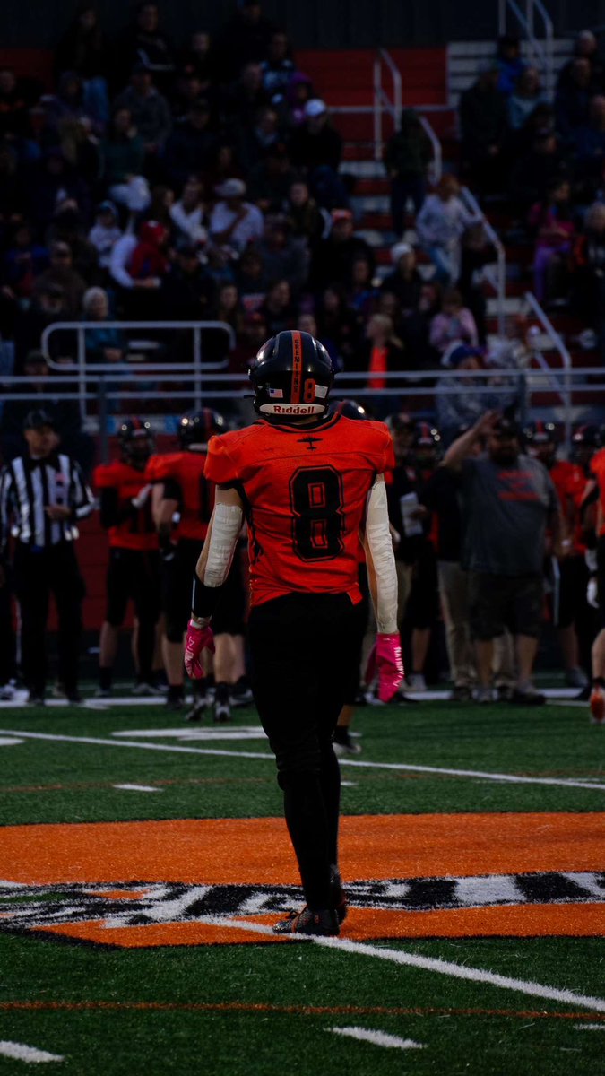 206 yards 4 touchdowns and 42-0 copper bowl win, great way to start off my birthday weekend 😁✌️