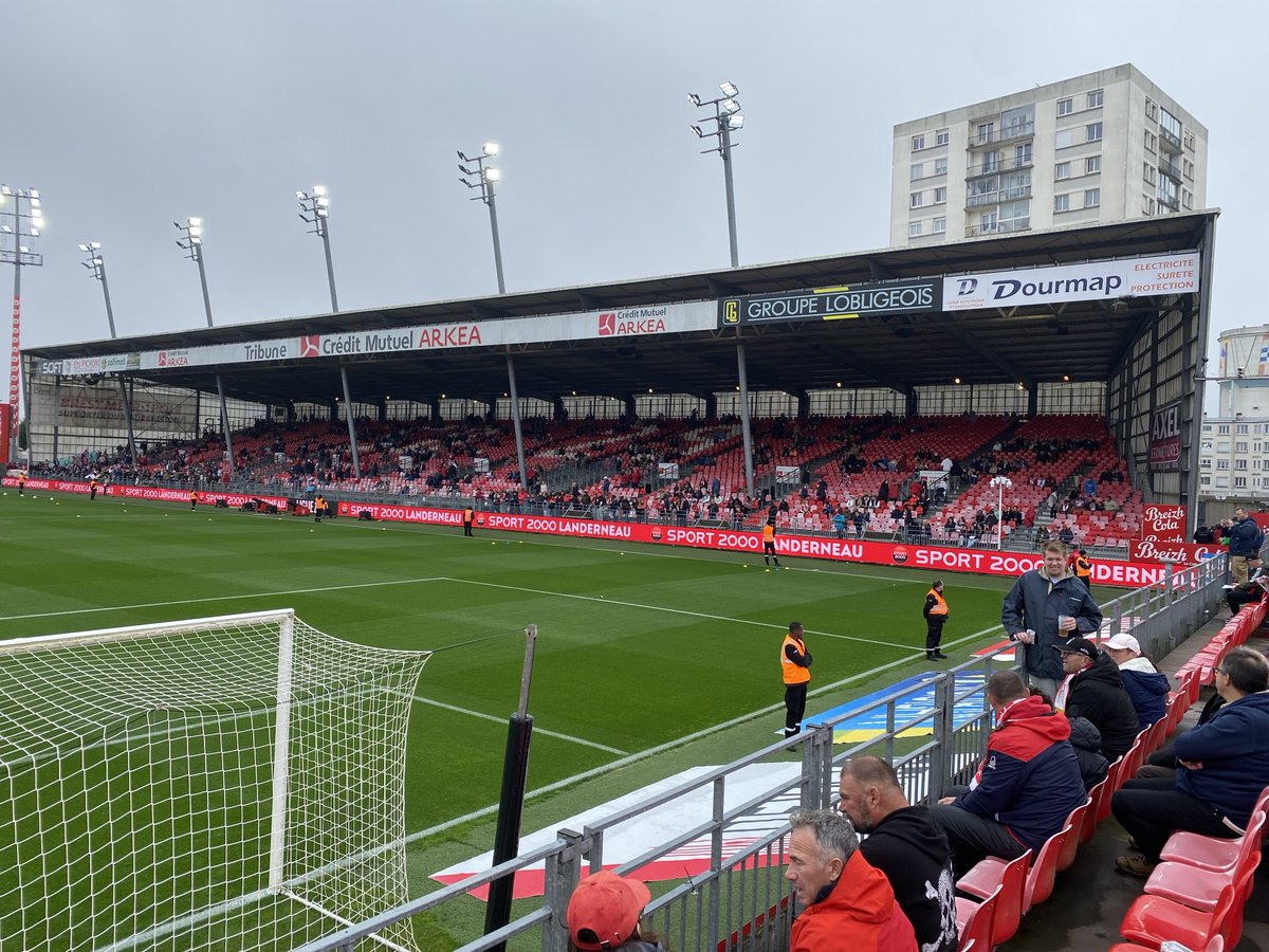 🏟️Francis Le Blé📍Brest 🔴⚪️Brest - ⁦<a href="/ParisFC/">Paris FC</a>⁩