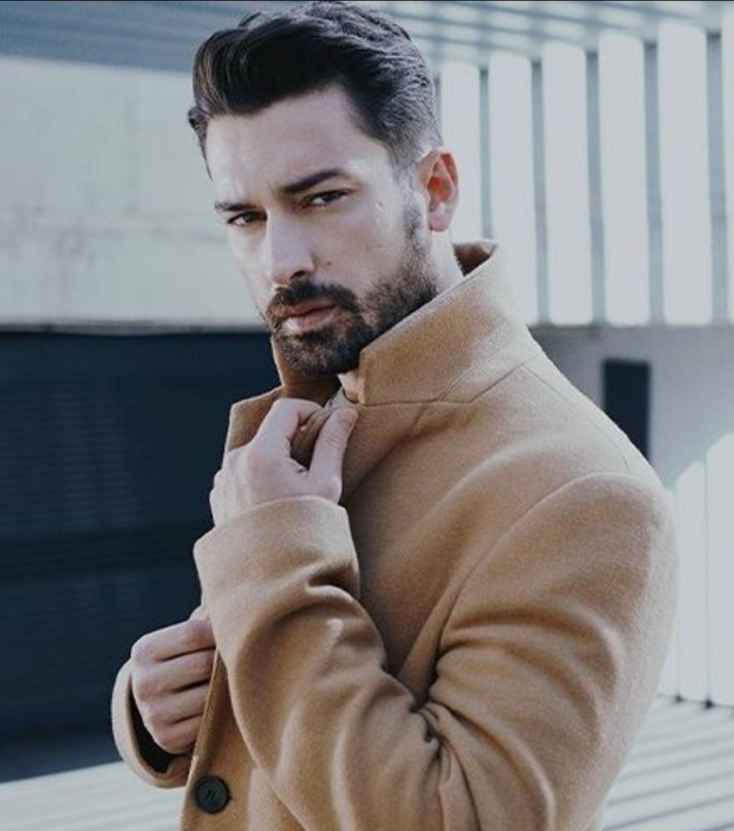 Oğlumun dizi veya reklam olmadan sosyal medyada parladığını görmekten gurur duyuyorum 🤌😌 Listede 3 numara 👏💗
 #AlpNavruz