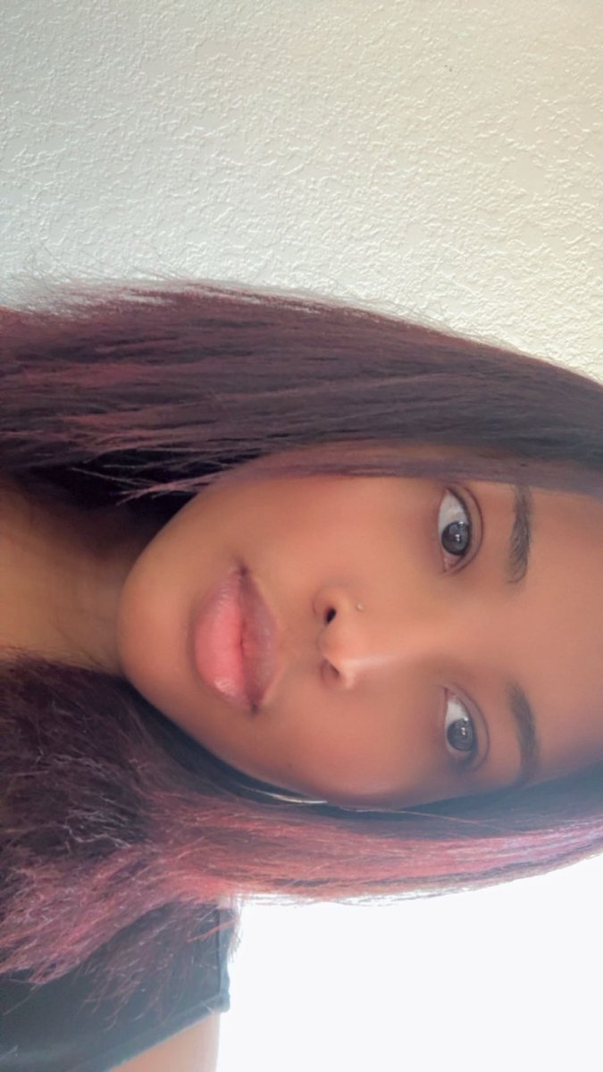 dashamonieke's tweet photo. cherry cola🍒 https://t.co/gB7OwPFQue