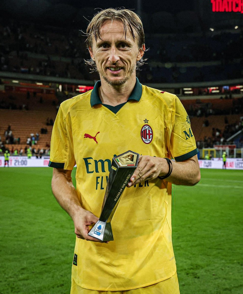 MilanSpace_03's tweet image. Luka #Modric is The Player of the Match ✨️😍
