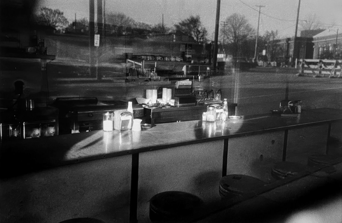 Anna_15_06_099's tweet image. © William Eggleston - Untitled