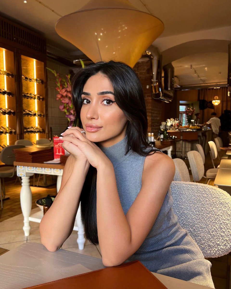 Aananya Kapoor tweet media