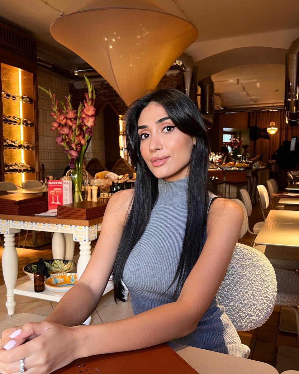 Aananya Kapoor tweet media