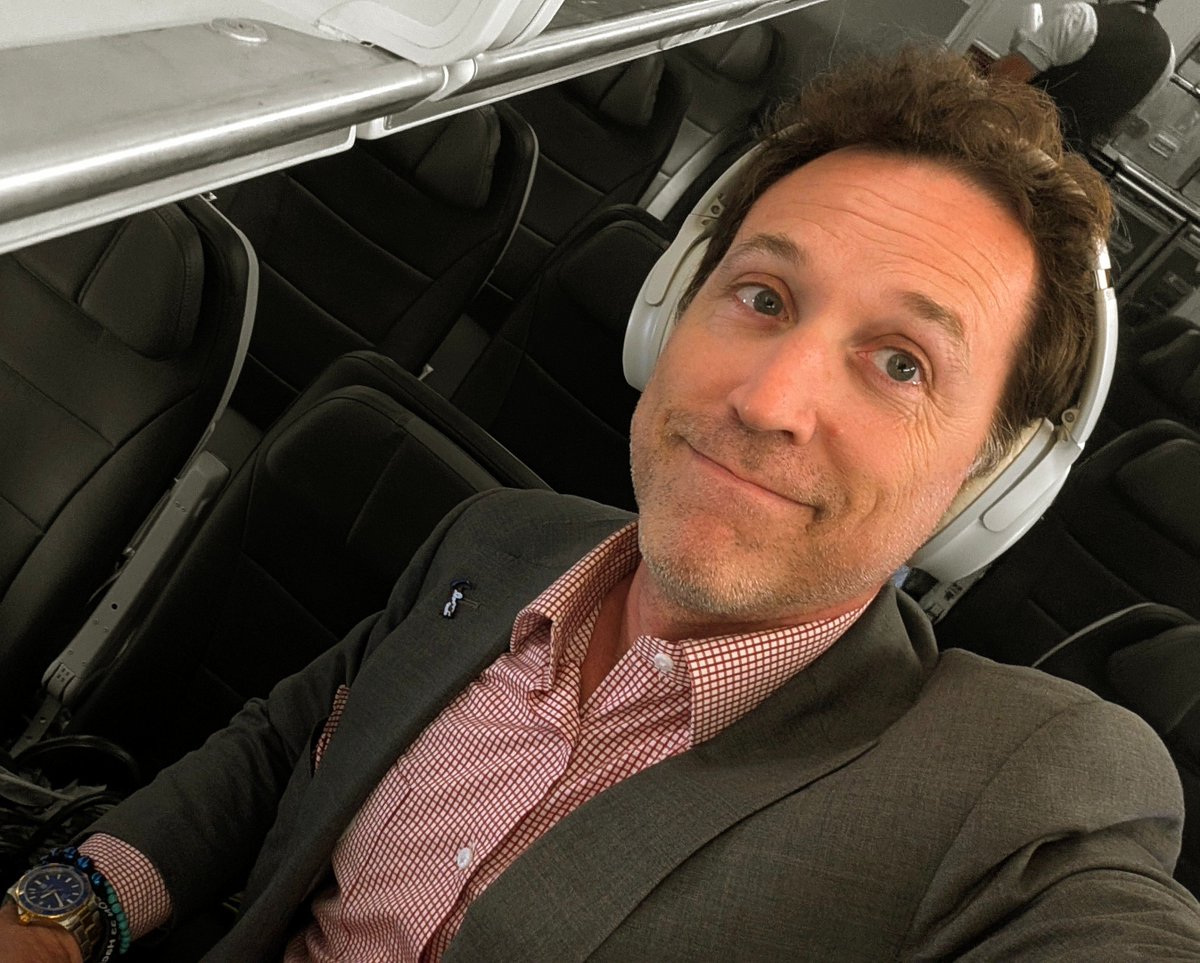 Bryson 🦄 tweet media