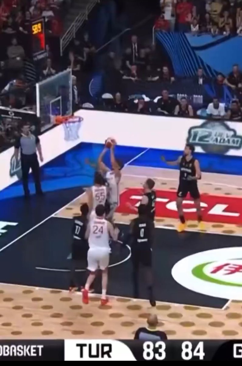 Acil akıl hastanesini arayın abi çok acil