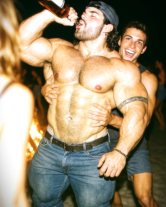 thickbelt1 (@thickbelt1) on Twitter photo 