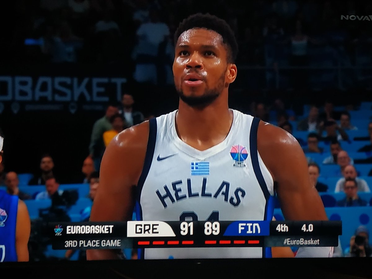 4 secs to go. Tight. Bleak. Another "honest giant". A real one. Who doesn't remember much of 2009's bronze; he was helping his mom sell trinkets at an open market in Thebes. Basketball is like life, though. A team sport. And it doesn't matter if you're down. It's how you react.