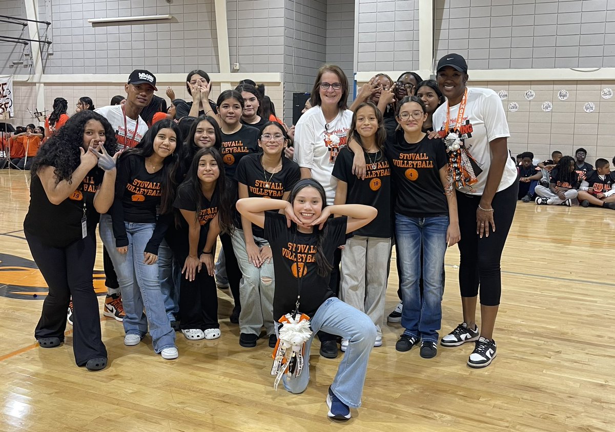 I so enjoy working with our <a href="/StovallMS_AISD/">Stovall Middle_AISD</a> 7th grade students: we continue to grow both academically and athletically #aldinestory