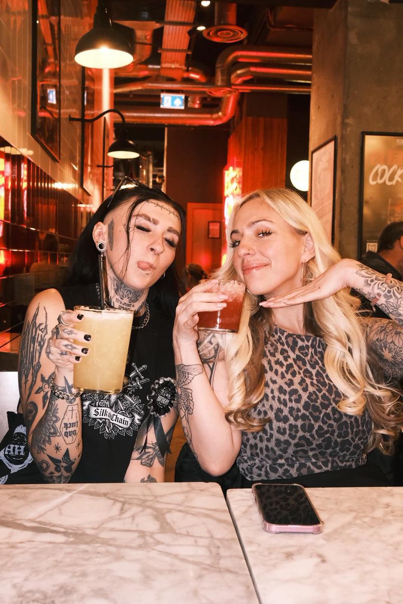 rellierae's tweet image. Guuurrrlies